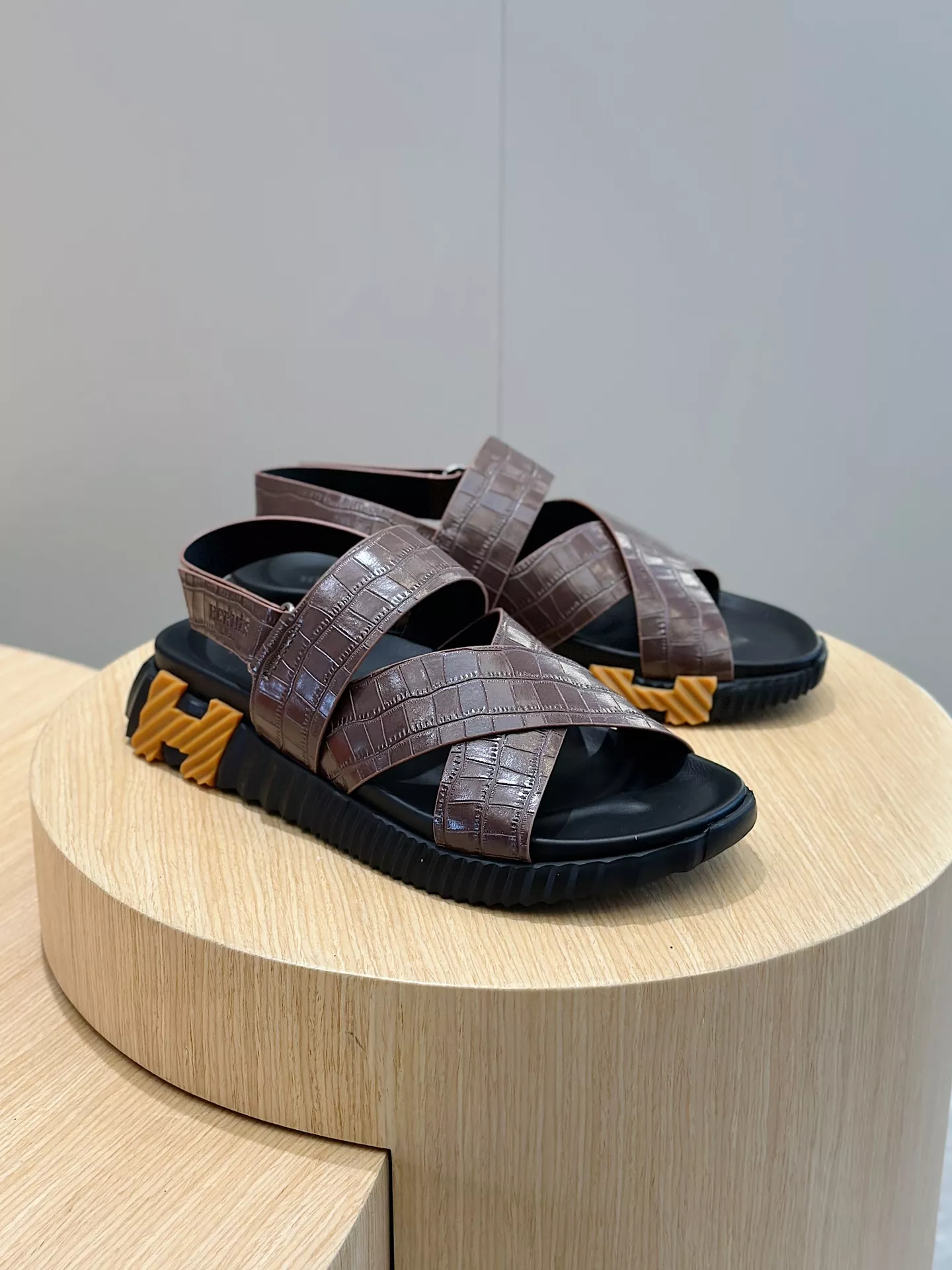 Bright 8651 Hermes Sandal For Men