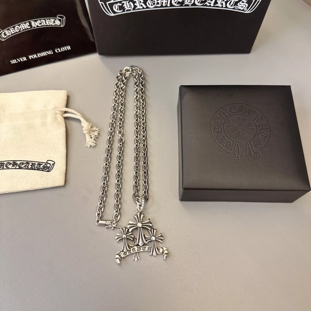 Bright 8817 Chrome Hearts Necklaces