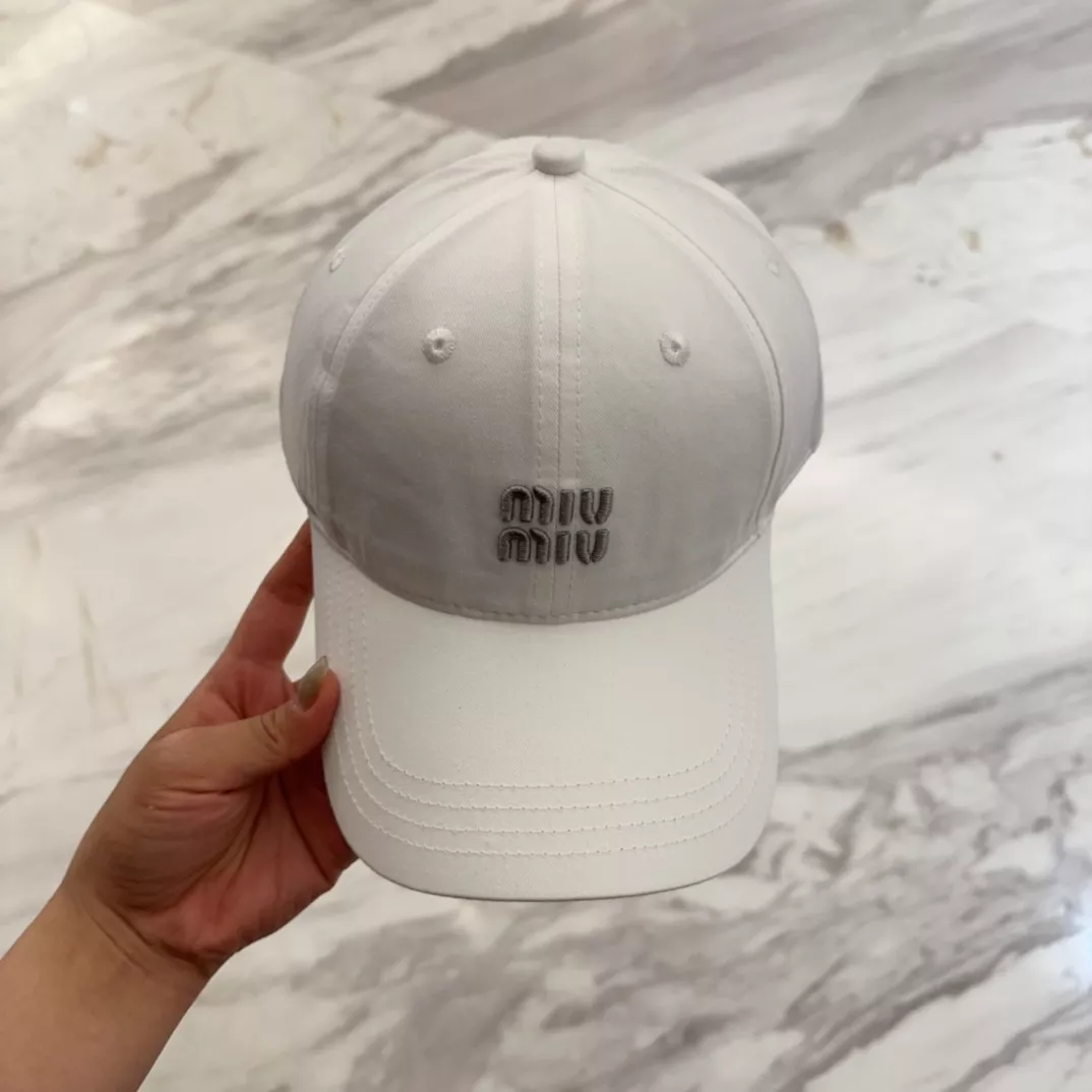 Bright 9028 MIU MIU Caps