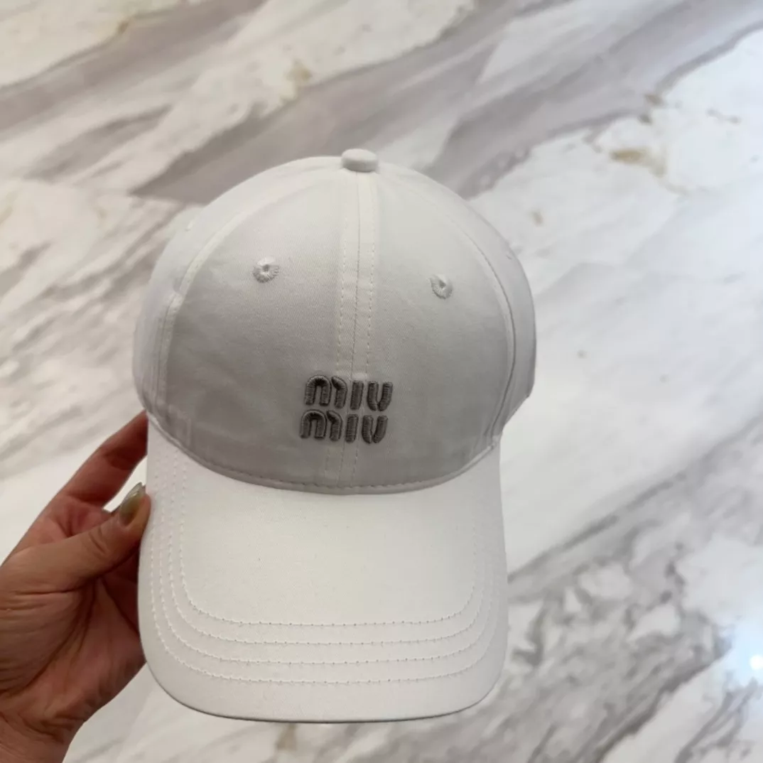 Bright 9028 MIU MIU Caps