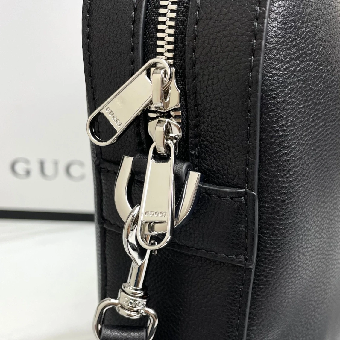 Bright 9261 Gucci AAA Man Handbags