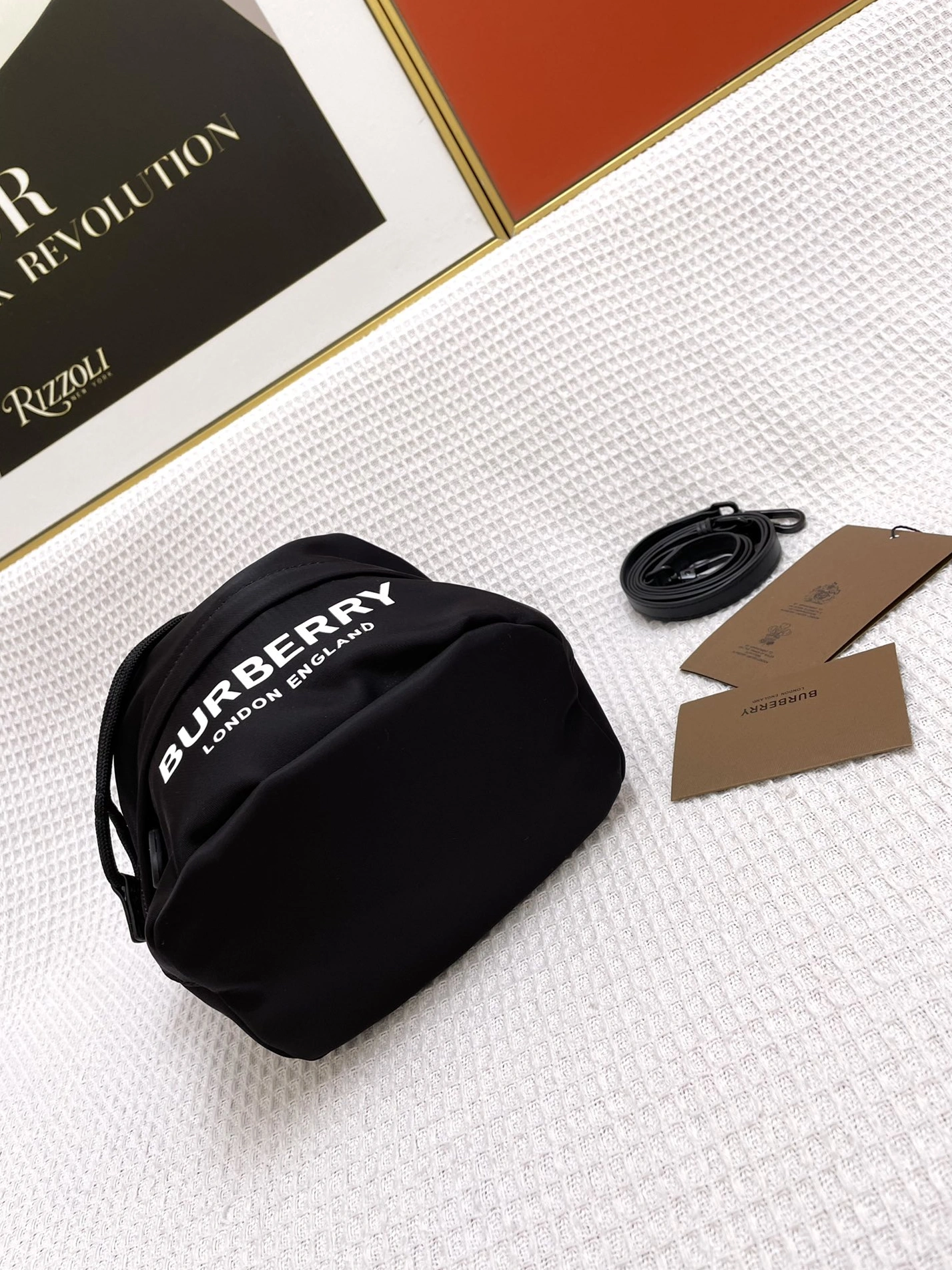 Bright 9503 Burberry AAA Quality Messenger Bags For Women
