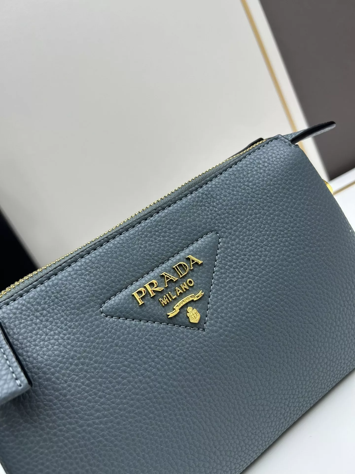 Bright 9513 Prada AAA Quality Messenger Bags For Women