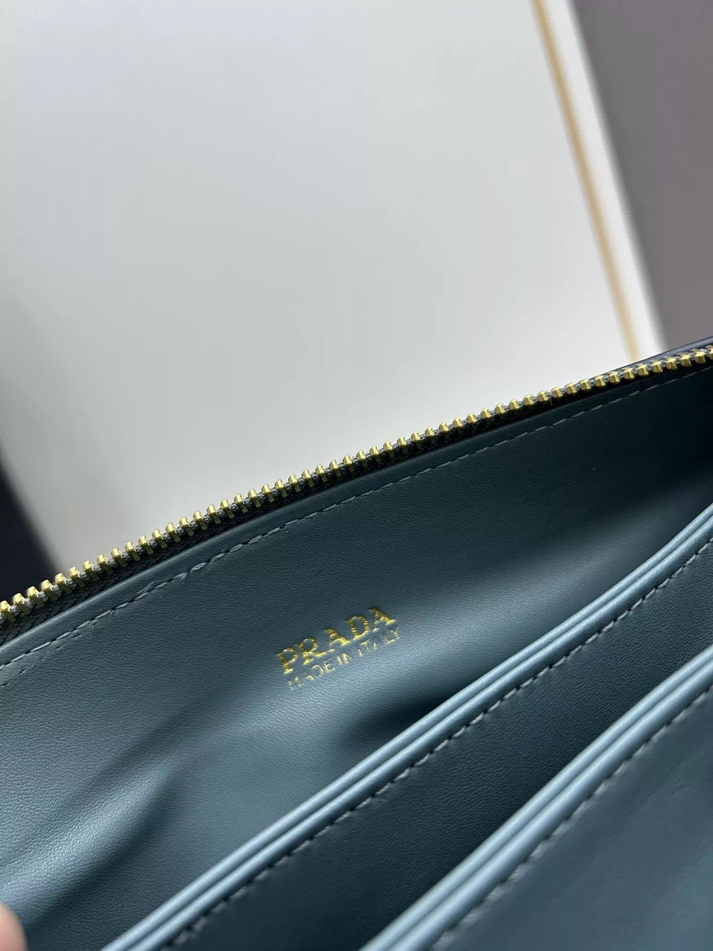 Bright 9513 Prada AAA Quality Messenger Bags For Women
