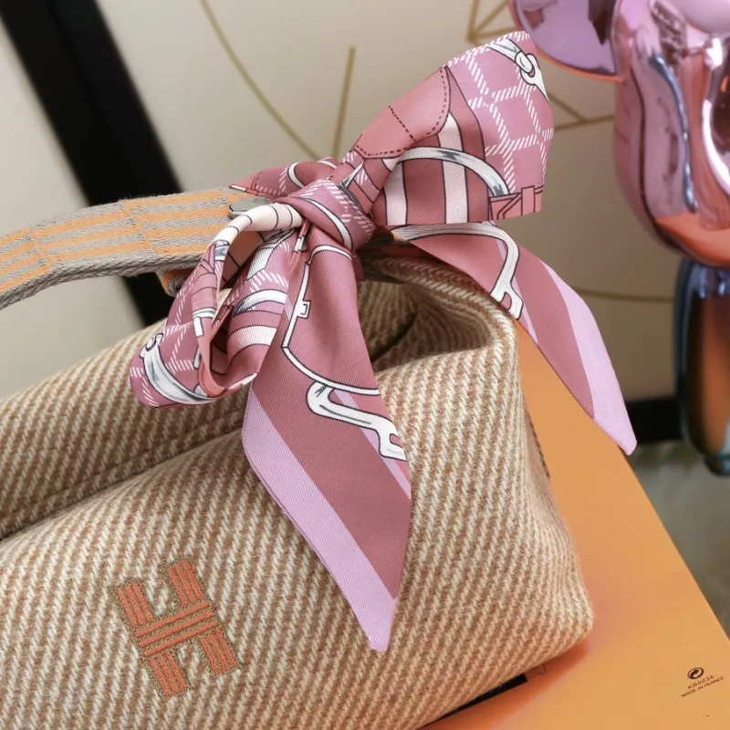 Bright 9592 Hermes AAA Quality Handbags For Women