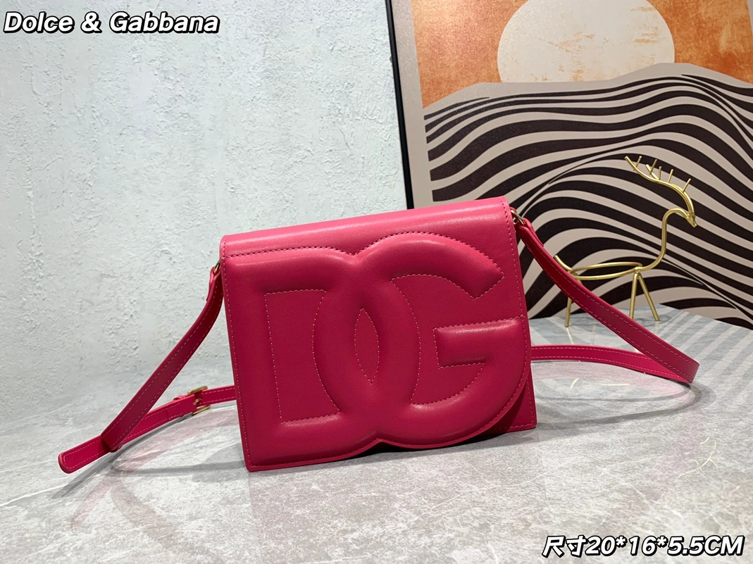 Bright 9765 Dolce & Gabbana D&G AAA Quality Messenger Bags For Women