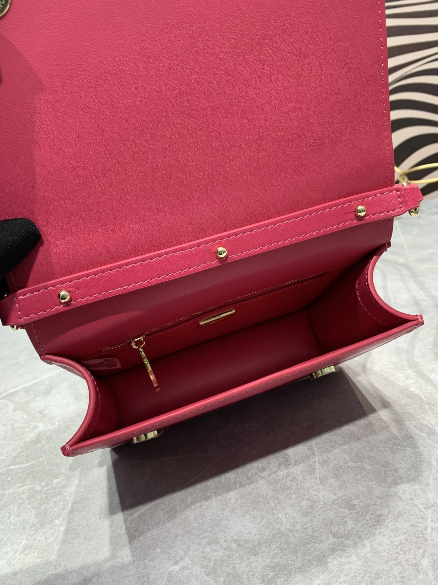 Bright 9765 Dolce & Gabbana D&G AAA Quality Messenger Bags For Women