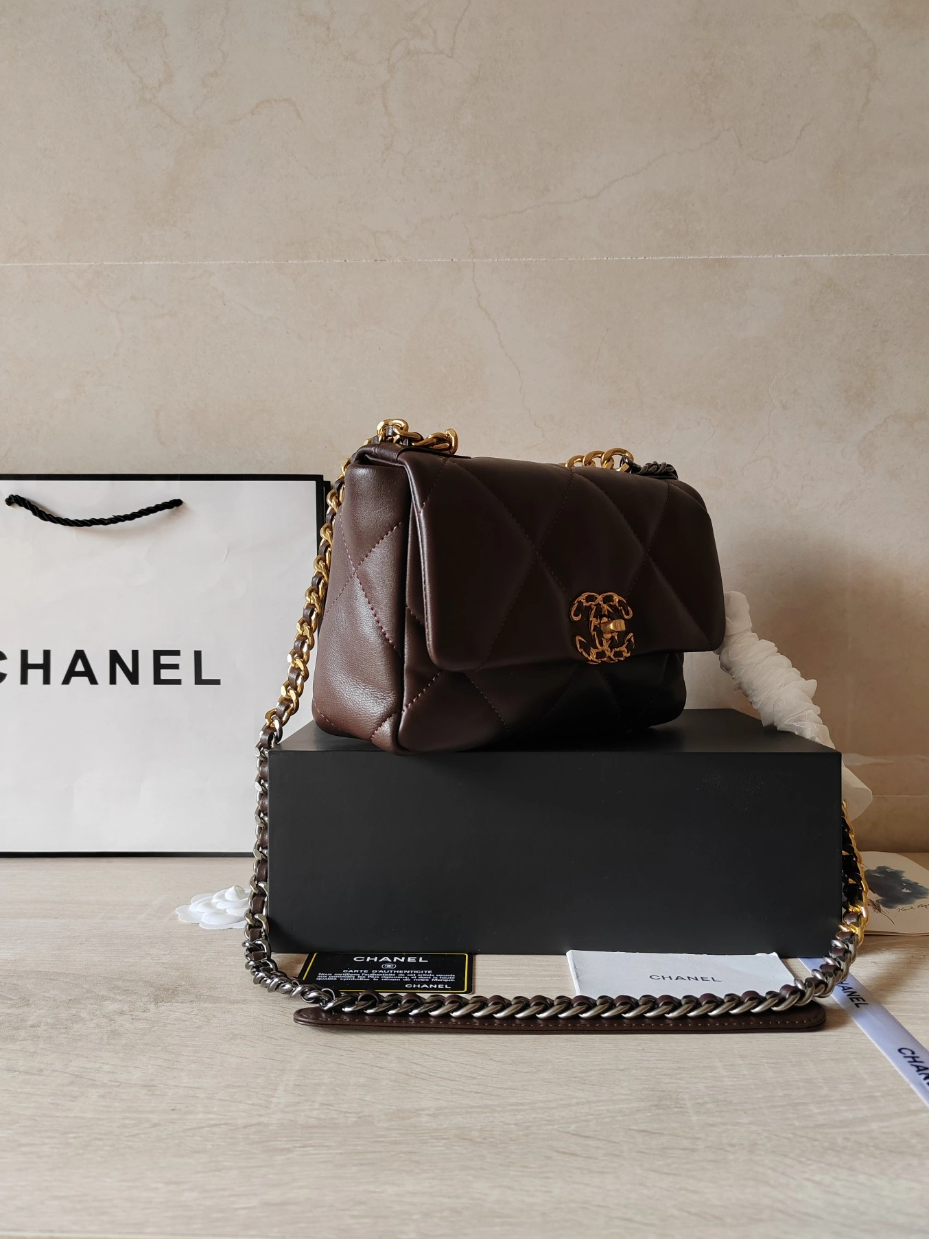 Bright 9769 Chanel AAA Quality Messenger Bags For Women