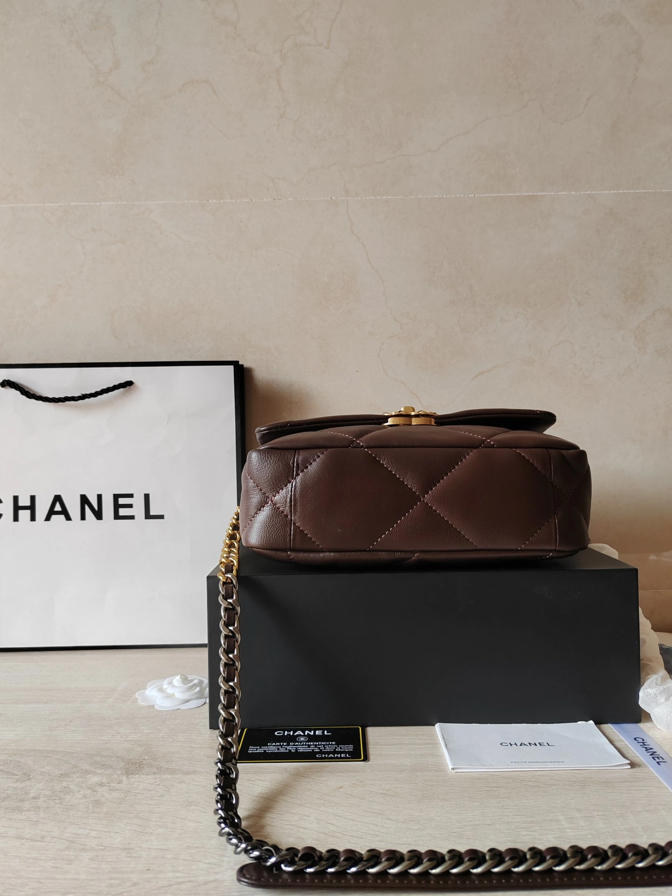 Bright 9769 Chanel AAA Quality Messenger Bags For Women