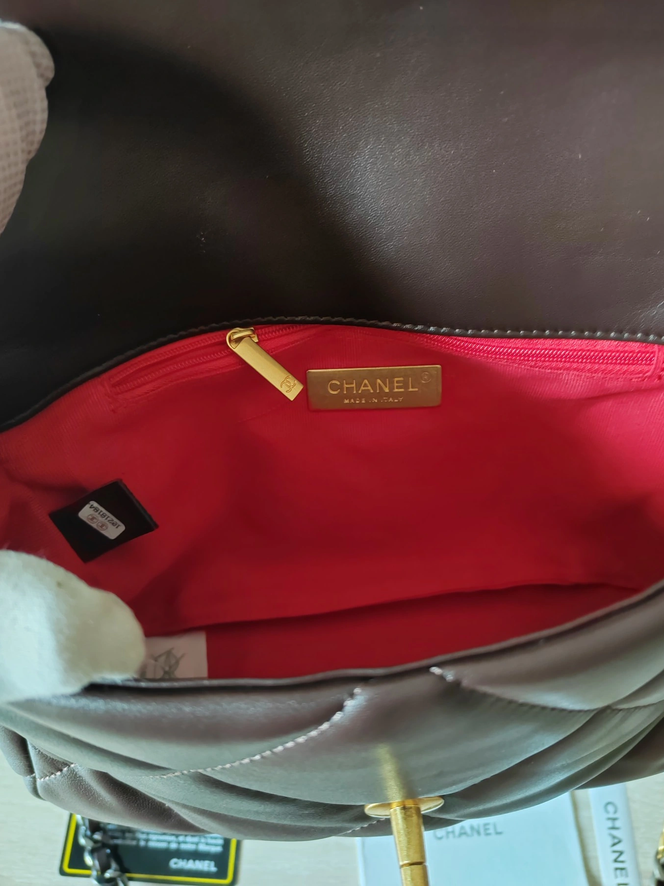 Bright 9769 Chanel AAA Quality Messenger Bags For Women