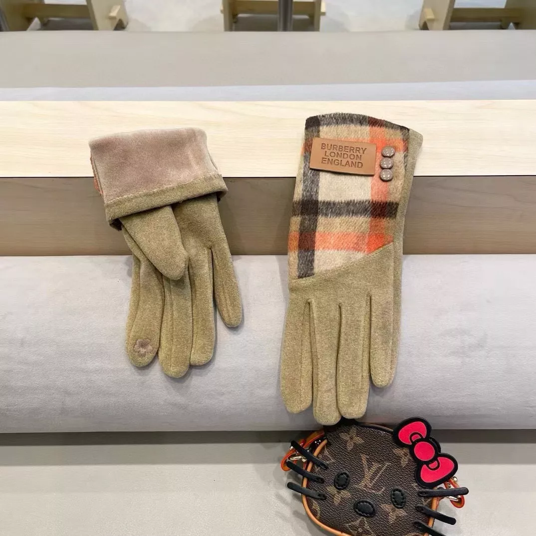 Bright 9778 Burberry Gloves