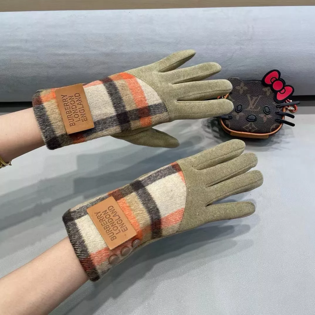 Bright 9778 Burberry Gloves
