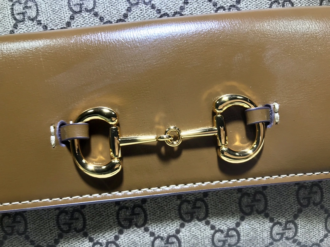Bright 9798 Gucci AAA Quality Messenger Bags For Women