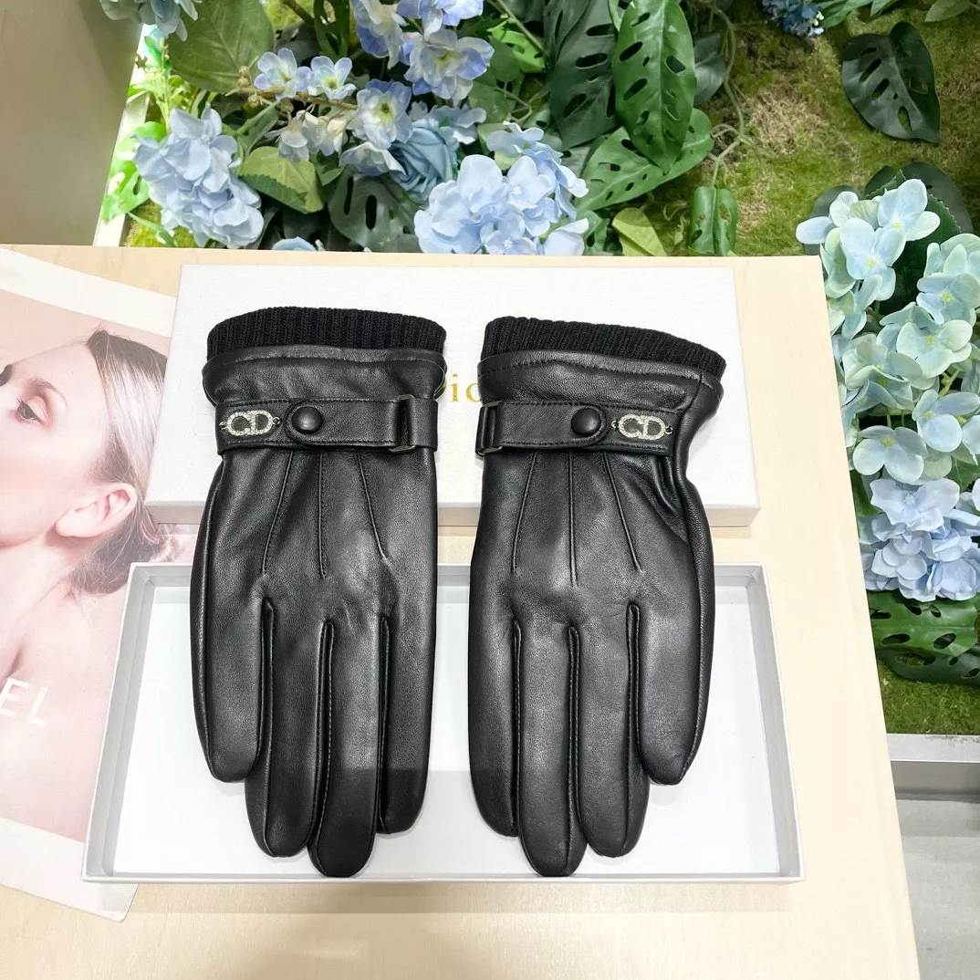 Bright 999 Christian Dior Gloves For Women