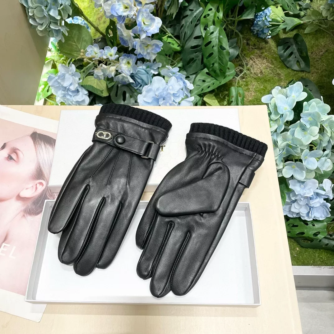 Bright 999 Christian Dior Gloves For Women