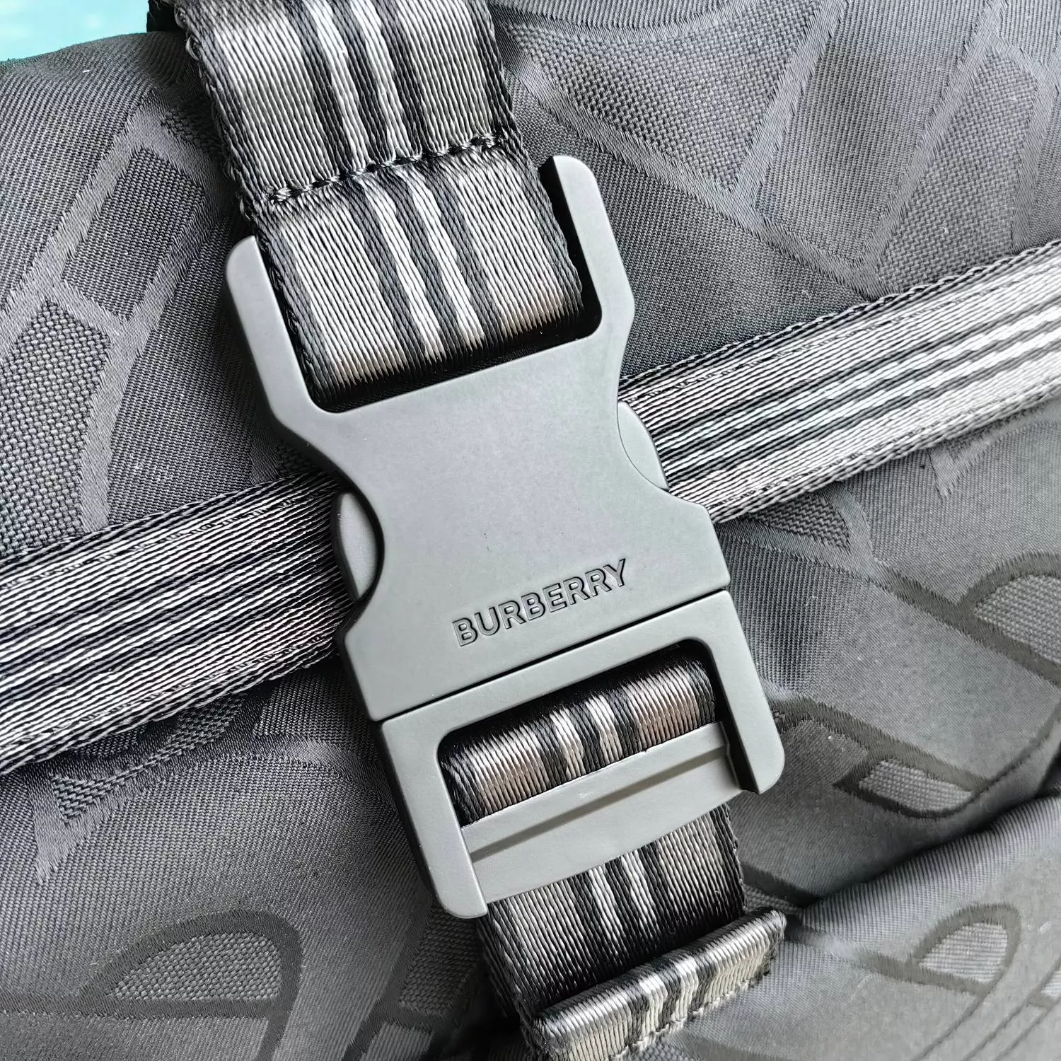 Burberry AAA Man Backpacks Fashionable 3650