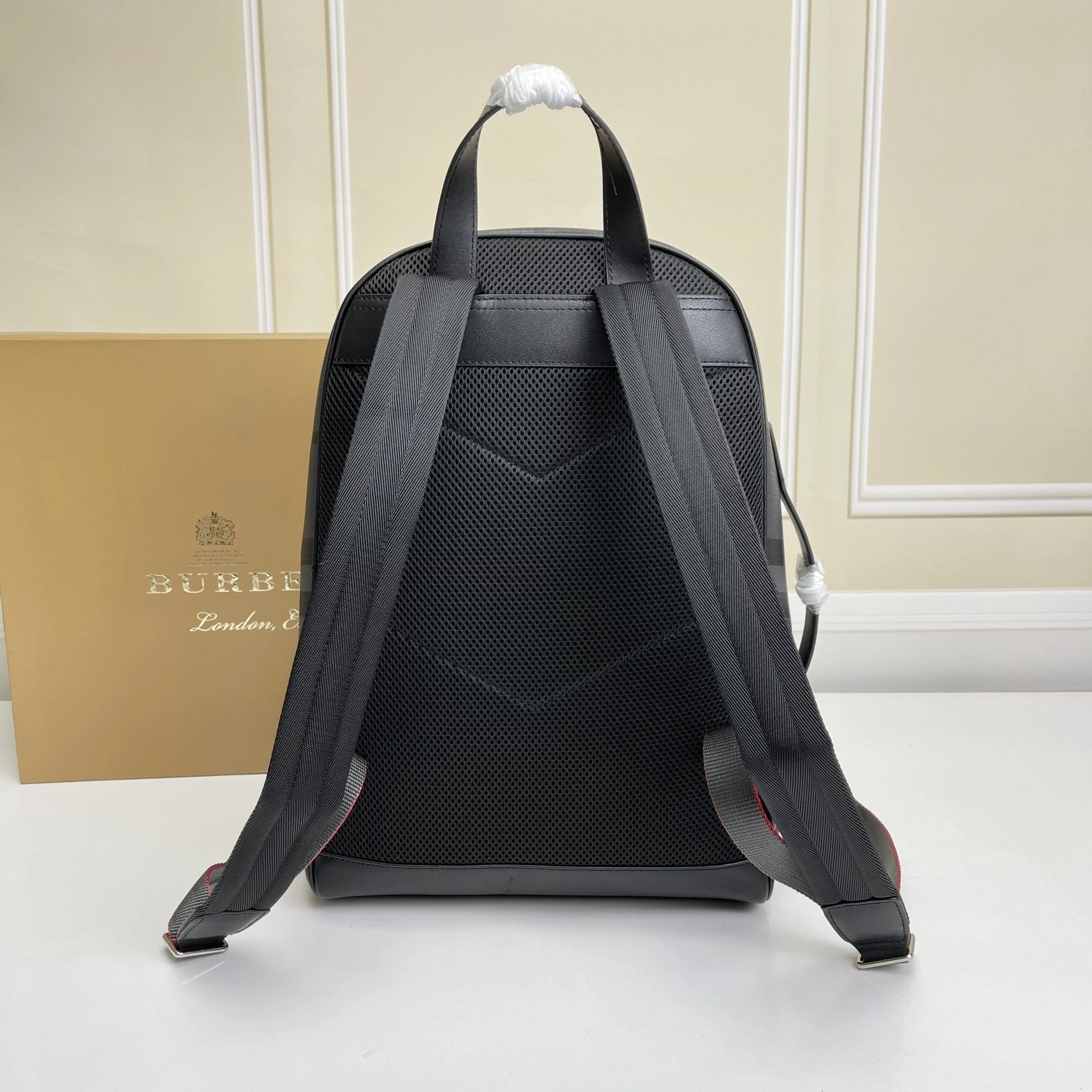 Burberry AAA Man Backpacks Fashionable 864