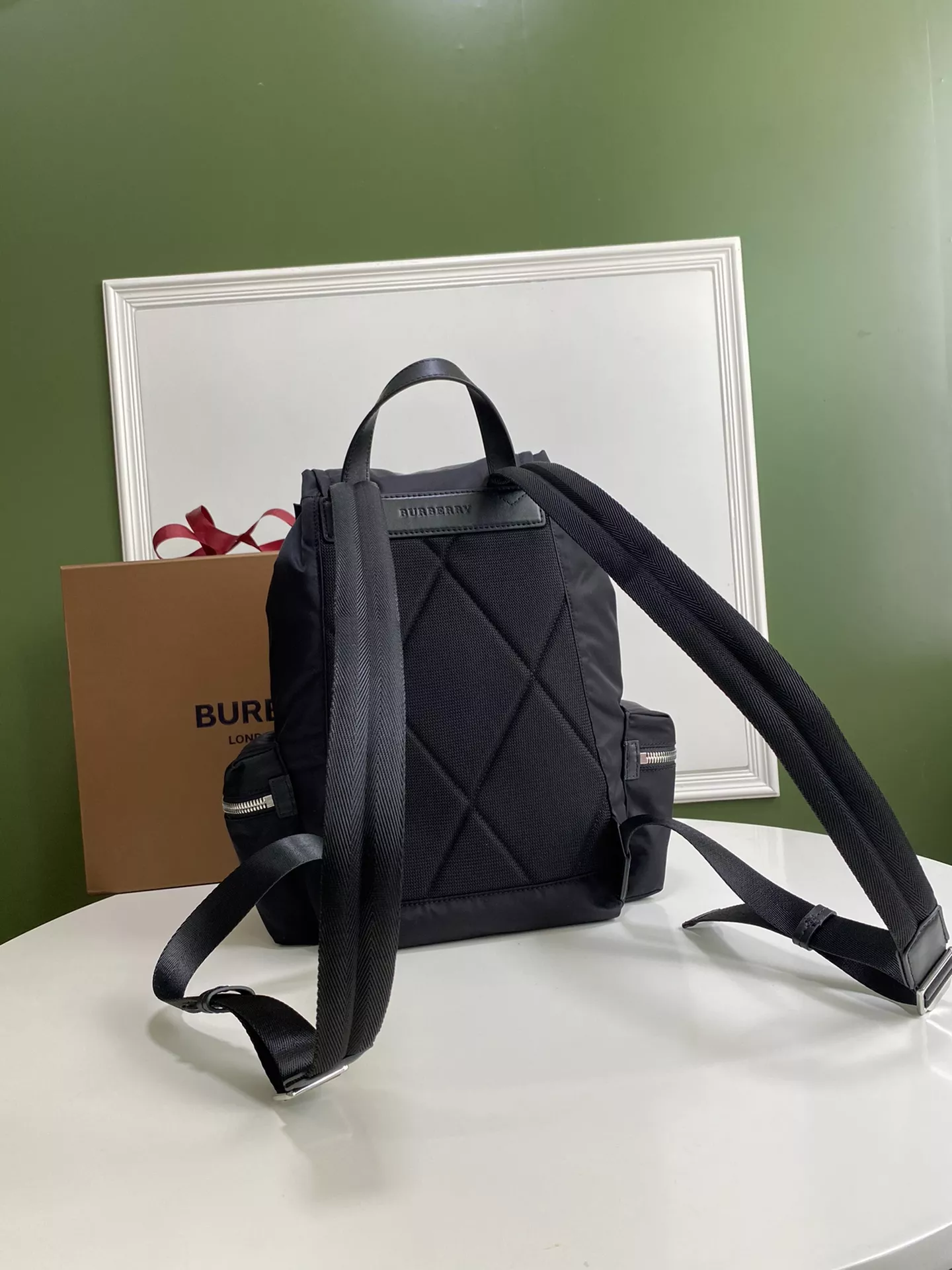Burberry AAA Man Backpacks HighQuality 7212