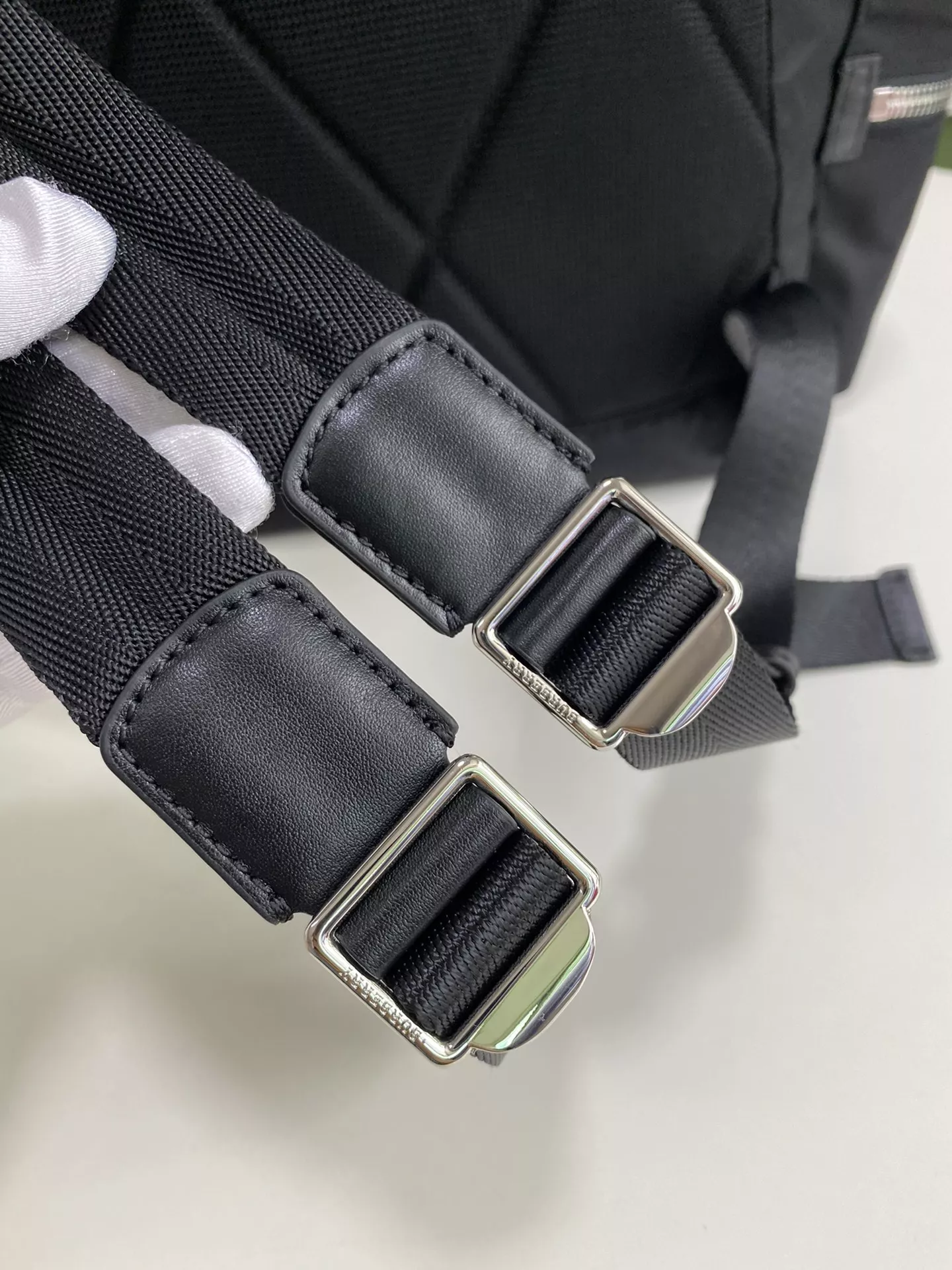 Burberry AAA Man Backpacks HighQuality 7212
