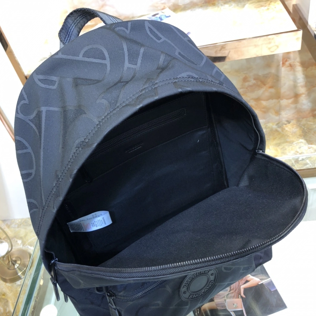 Burberry AAA Man Backpacks Lightweight 4390