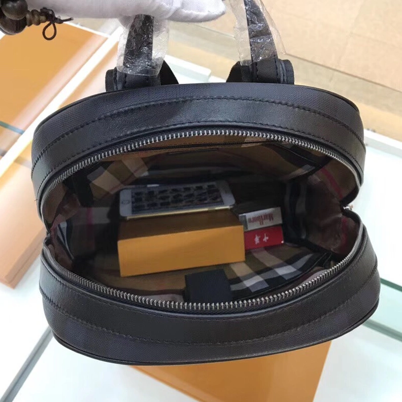 Burberry AAA Man Backpacks NewStyle 5541