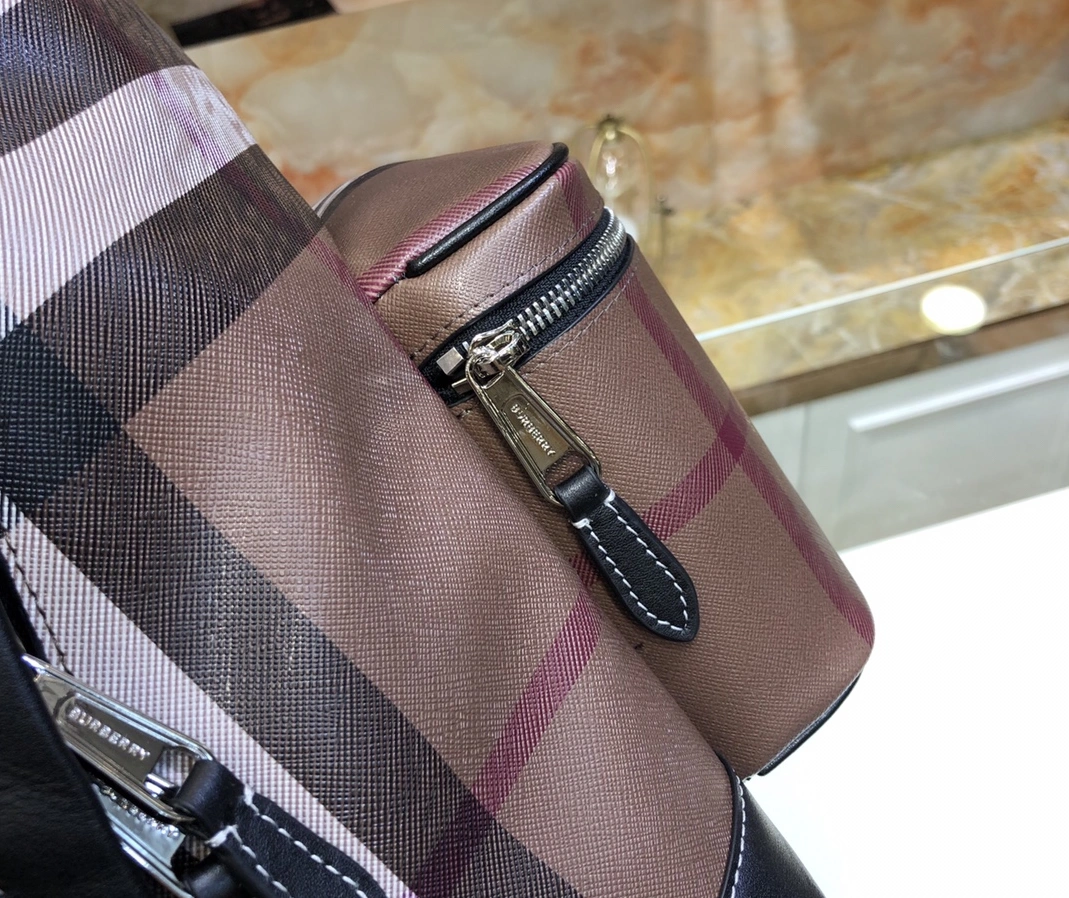 Burberry AAA Man Backpacks TopPick 5270