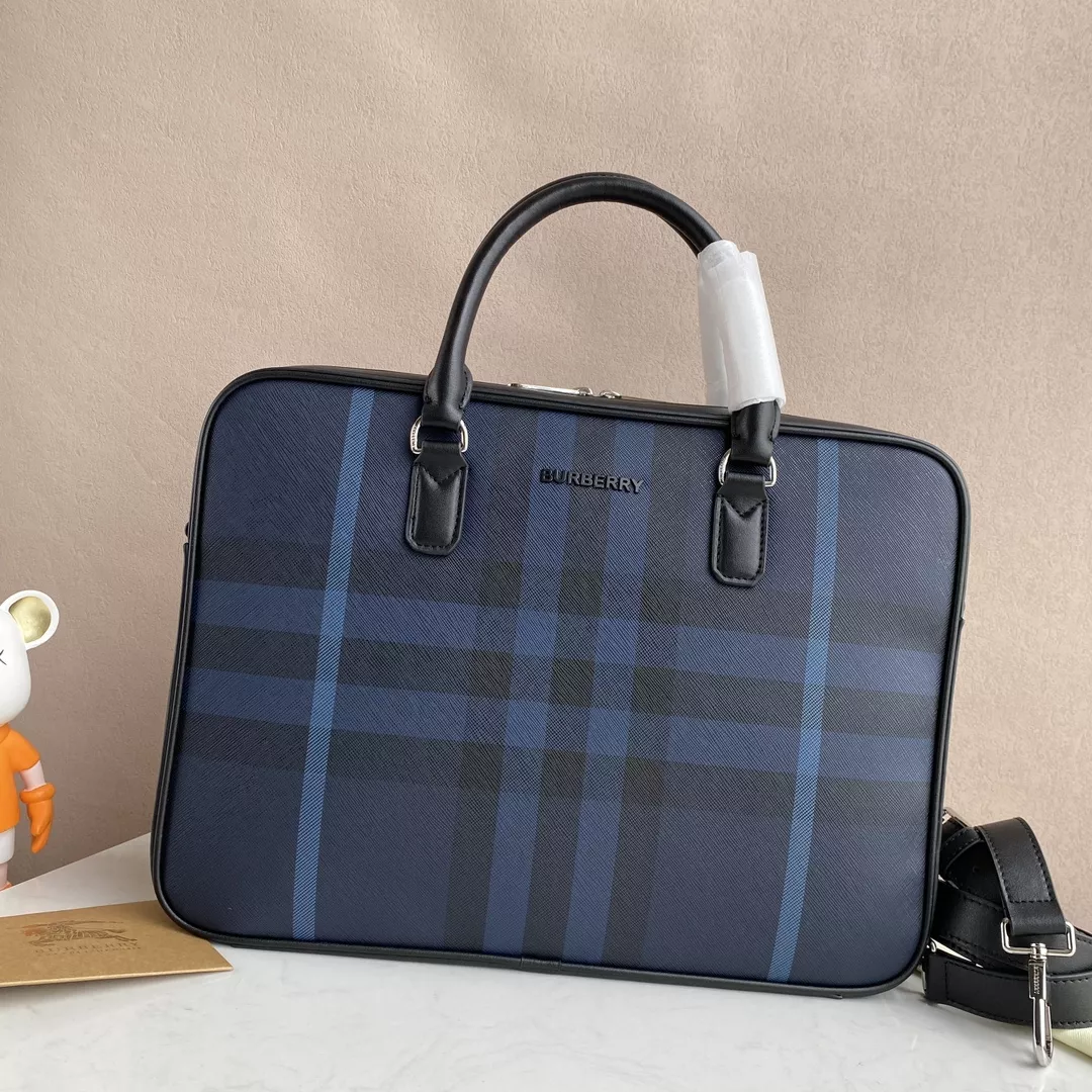 Burberry AAA Man Handbags Breathable 4381