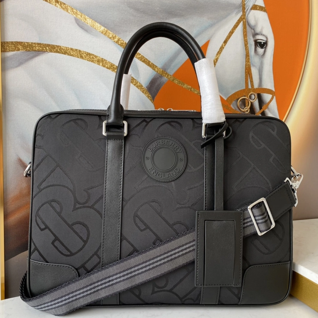 Burberry AAA Man Handbags Comfortable 7313