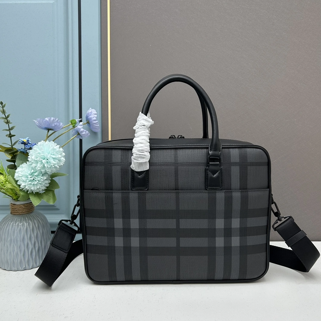 Burberry AAA Man Handbags HighQuality 7441