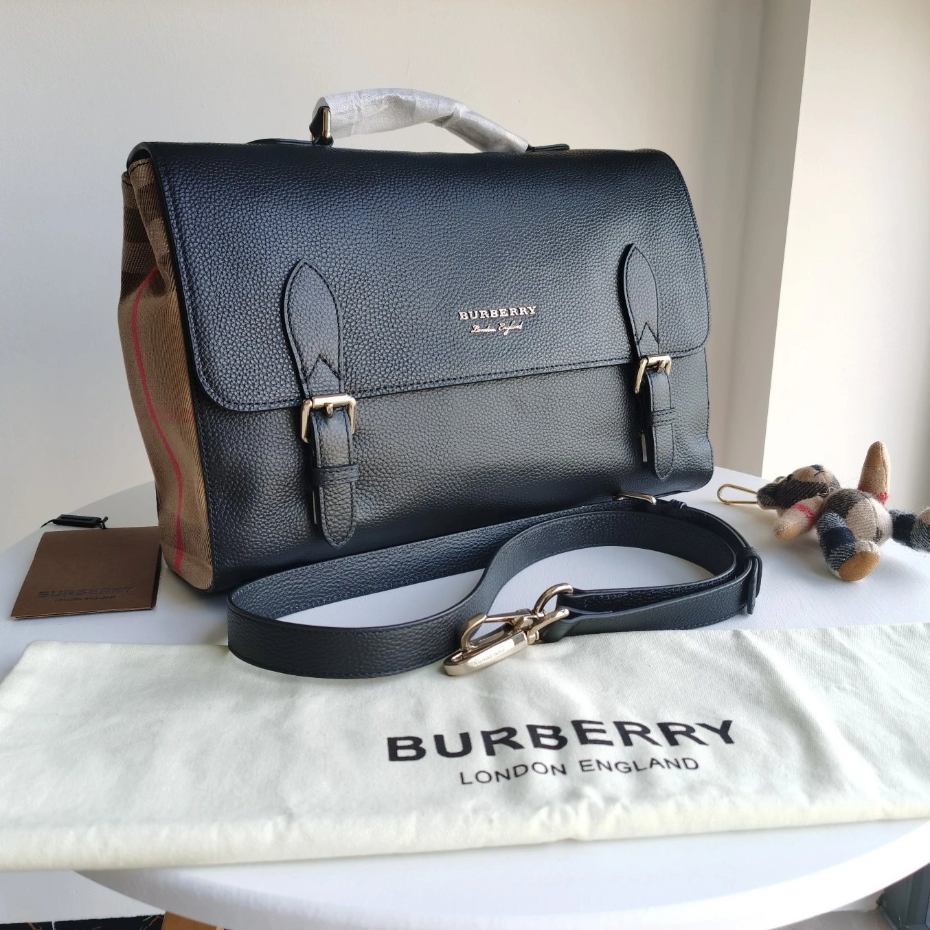 Burberry AAA Man Handbags Popular 4161