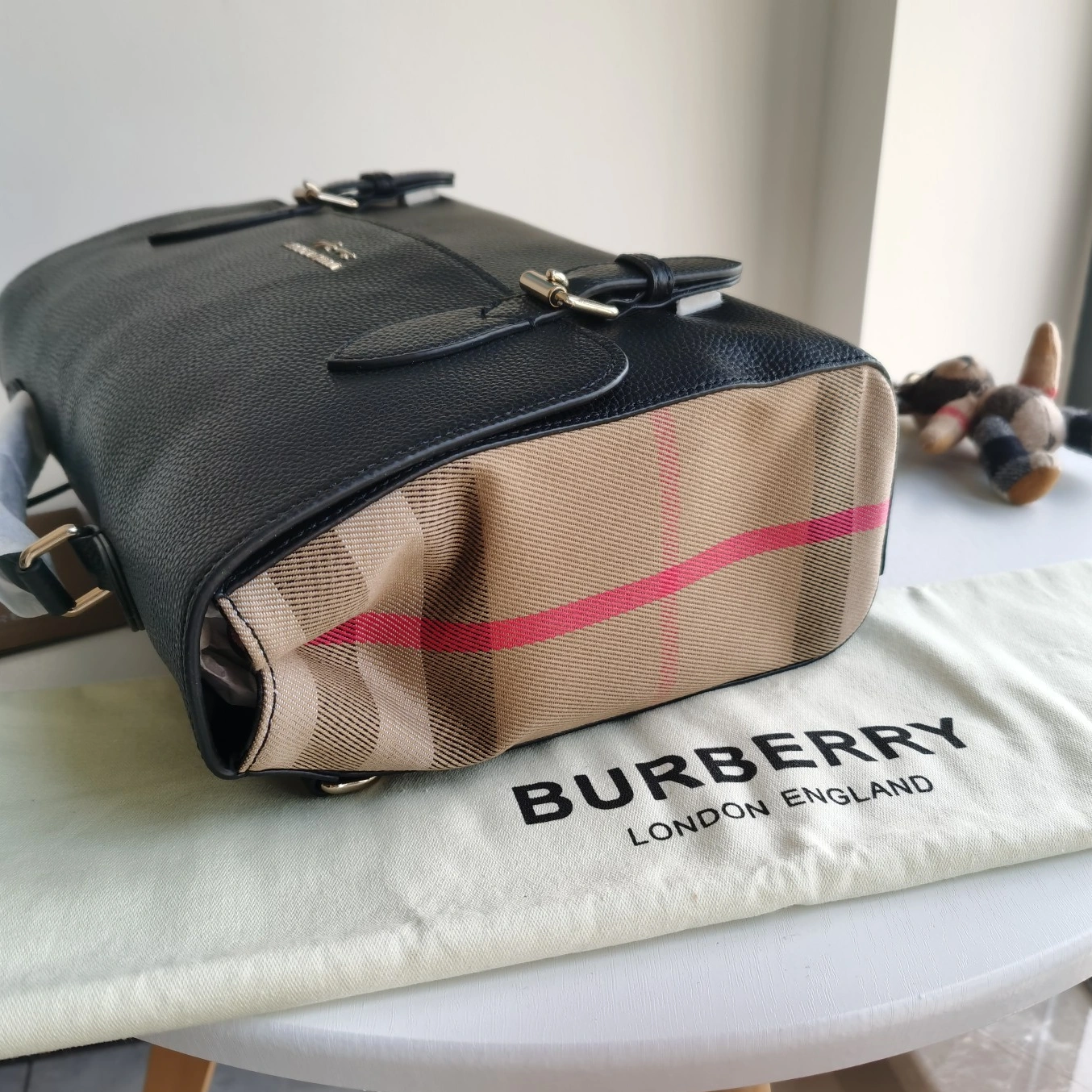 Burberry AAA Man Handbags Popular 4161