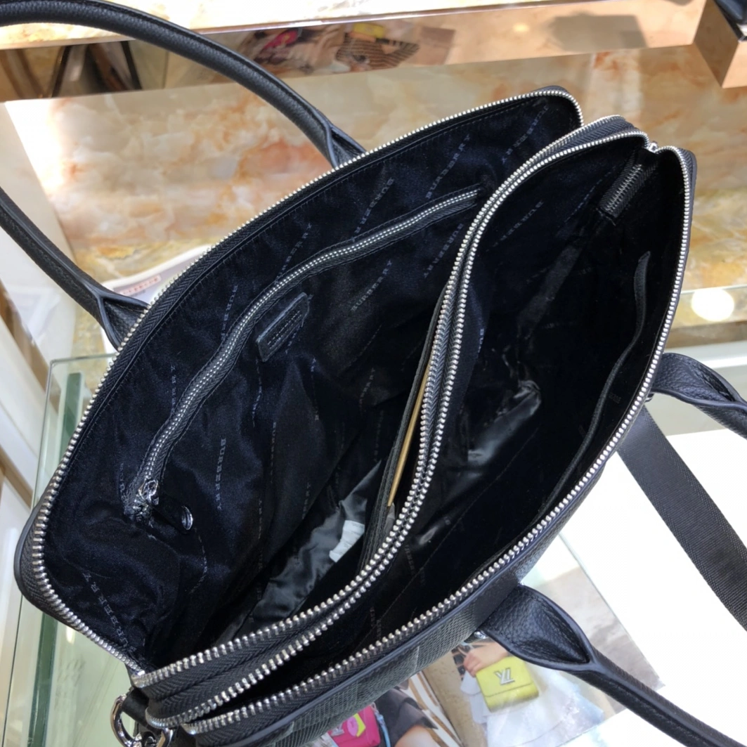 Burberry AAA Man Handbags Reliable 5373