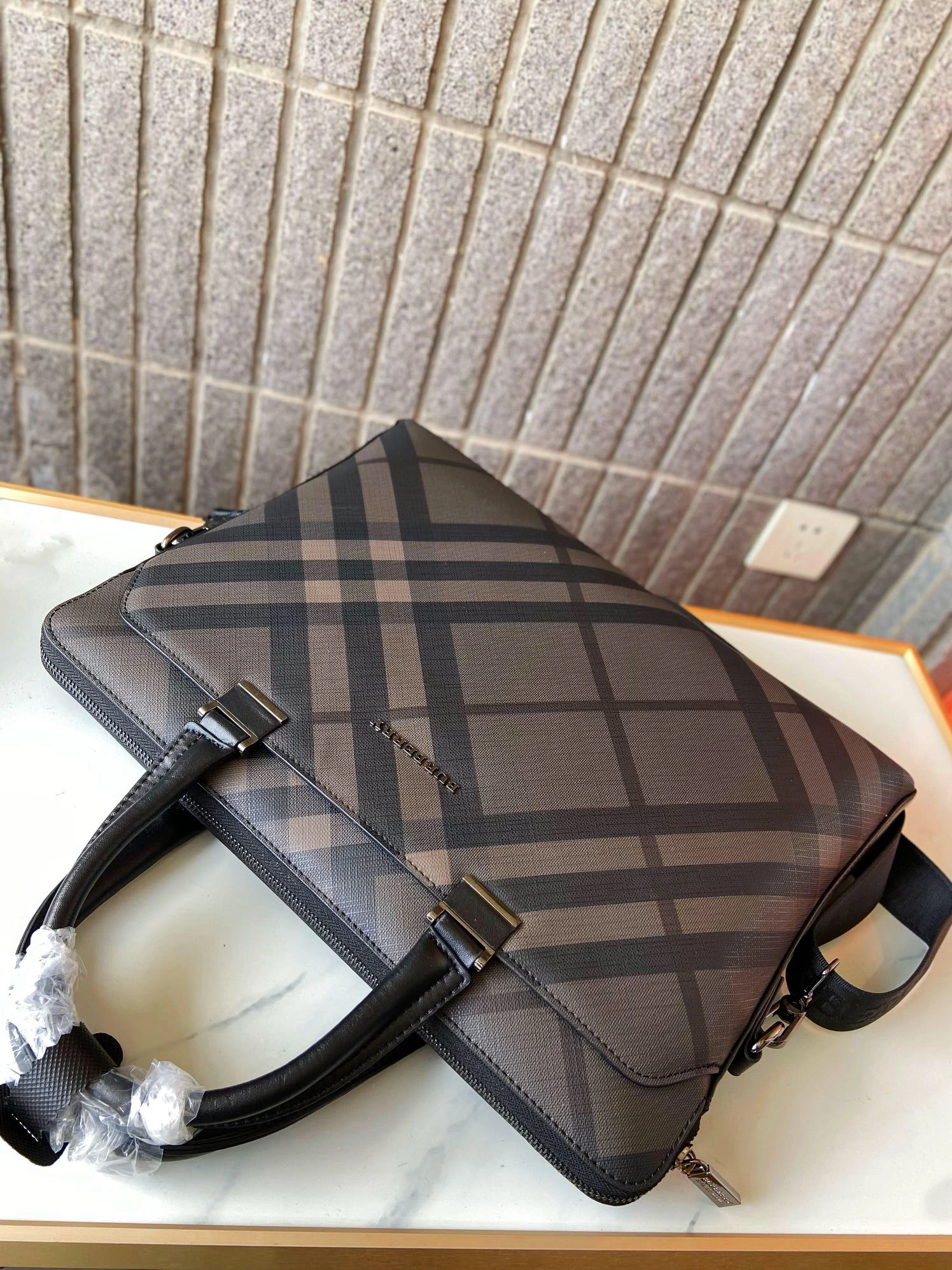 Burberry AAA Man Handbags Stylish 2890