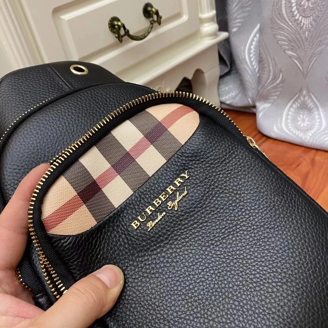 Burberry AAA Man Messenger Bags BestValue 5666