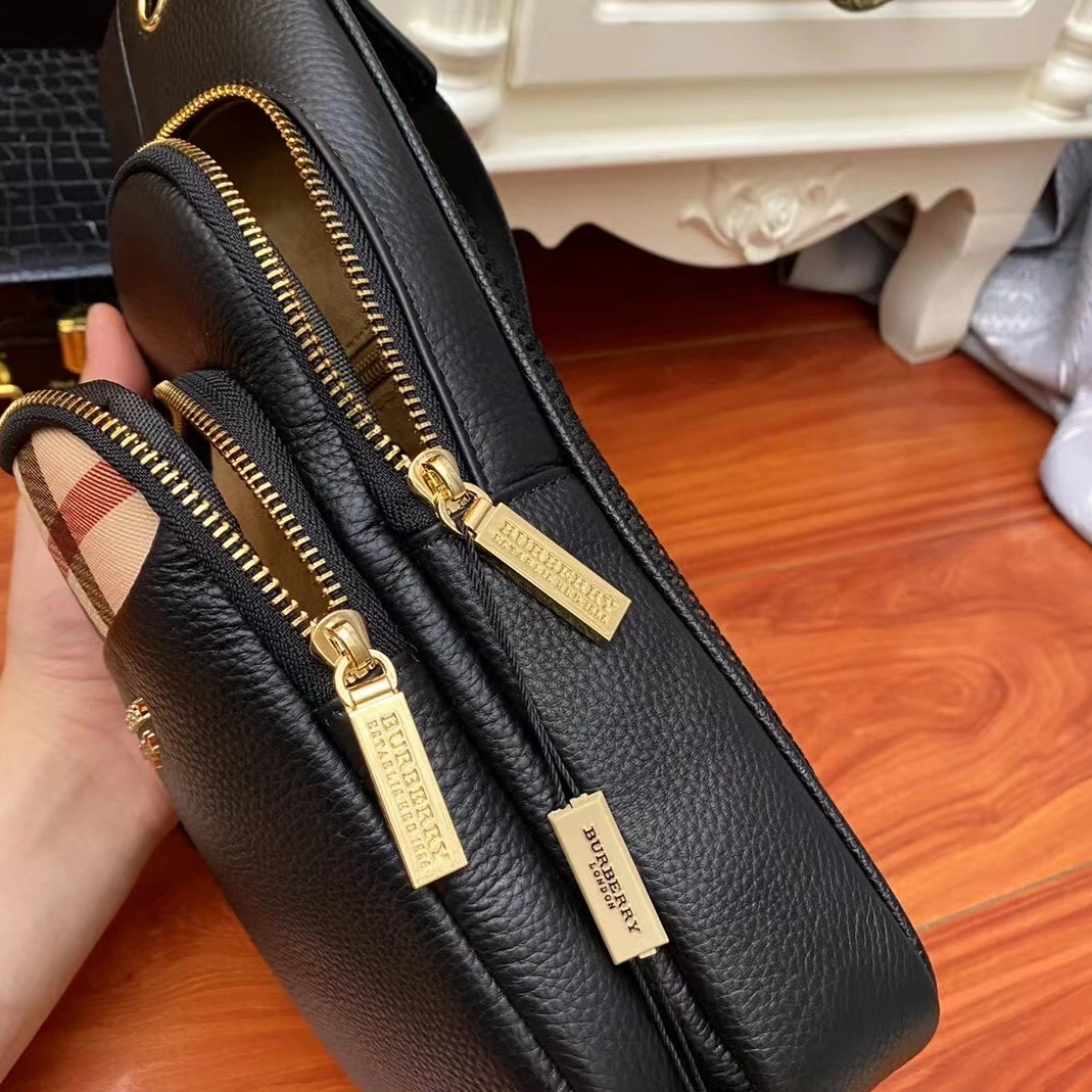 Burberry AAA Man Messenger Bags BestValue 5666