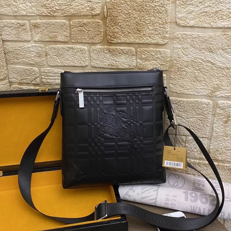 Burberry AAA Man Messenger Bags Comfortable 8962