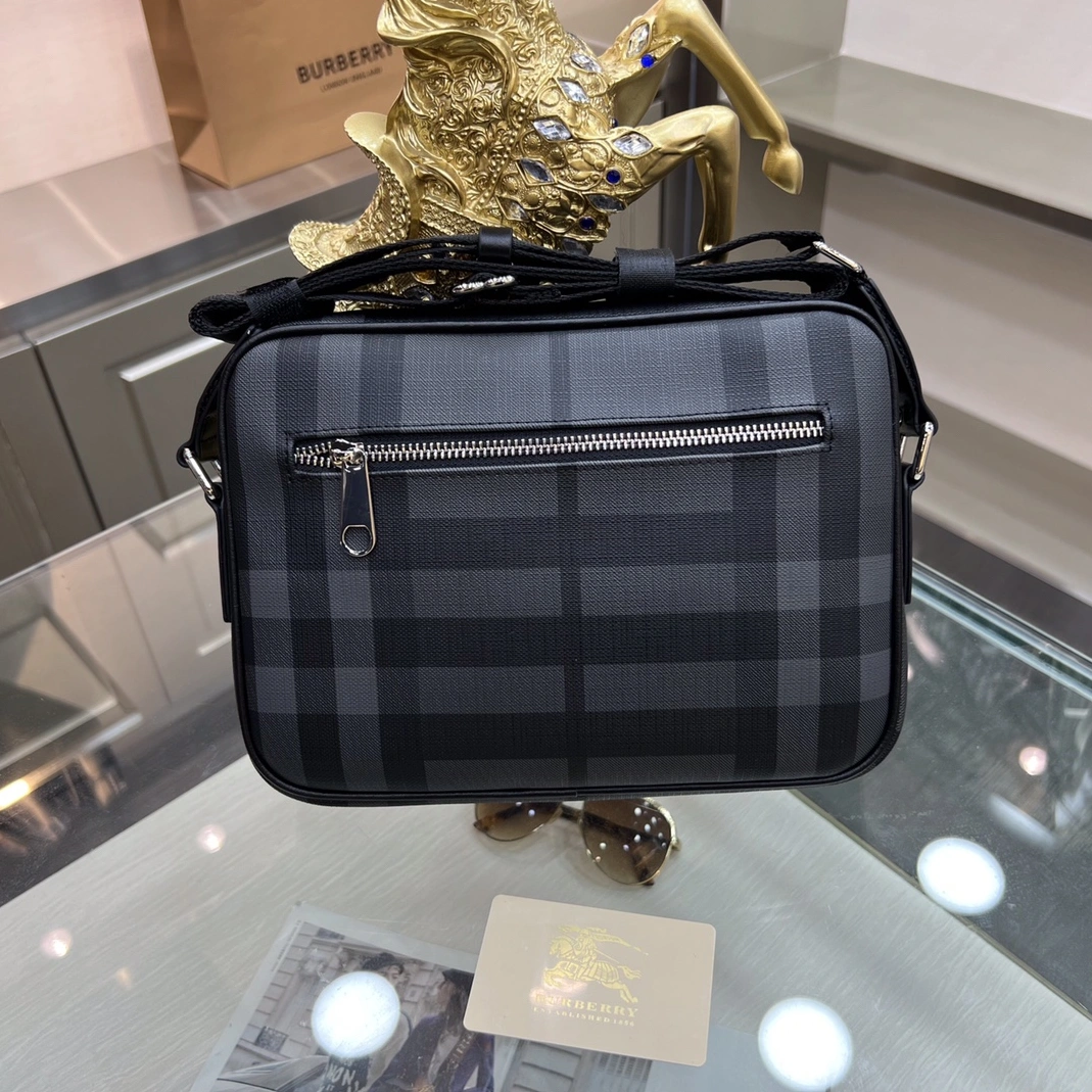 Burberry AAA Man Messenger Bags Cozy 1940