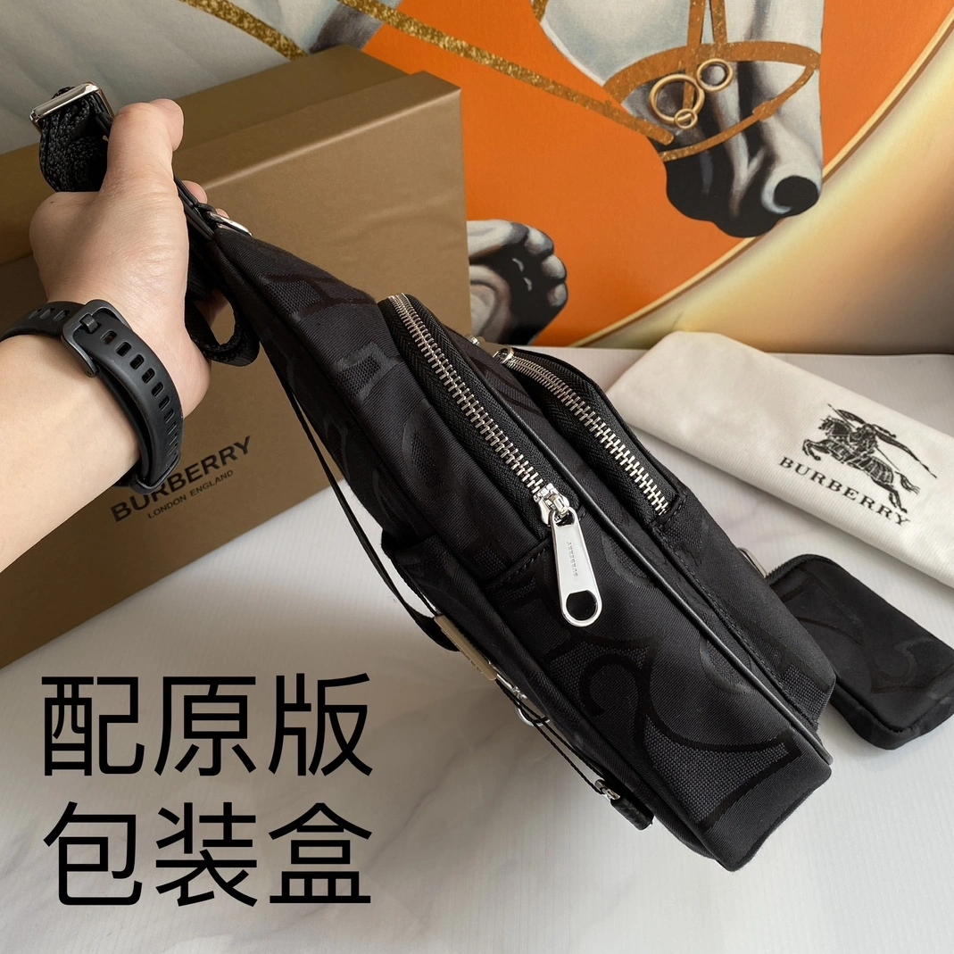 Burberry AAA Man Messenger Bags Cozy 9258