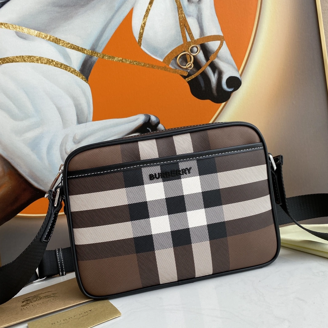 Burberry AAA Man Messenger Bags DailyWear 8227