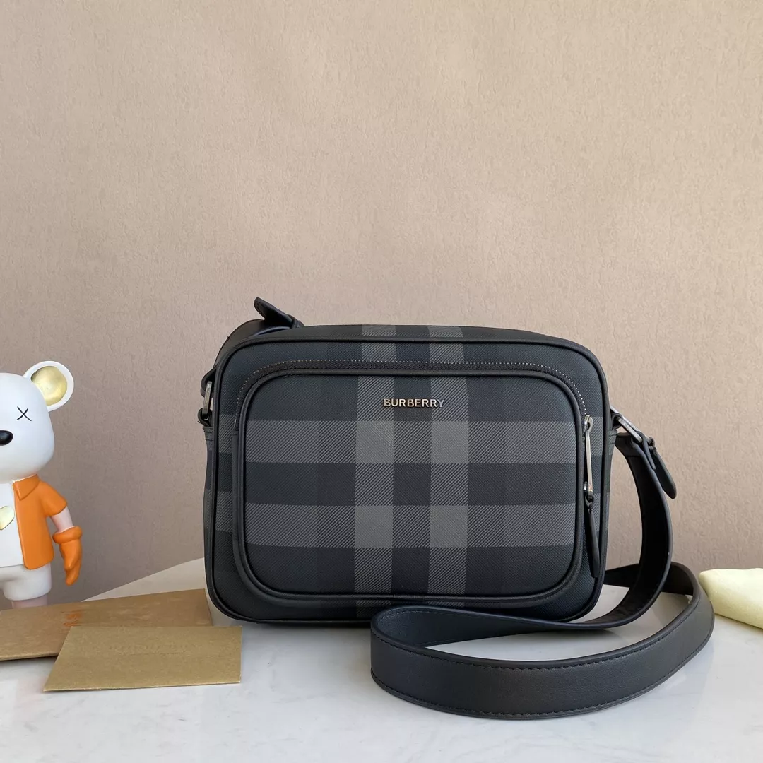 Burberry AAA Man Messenger Bags ModernLook 4465