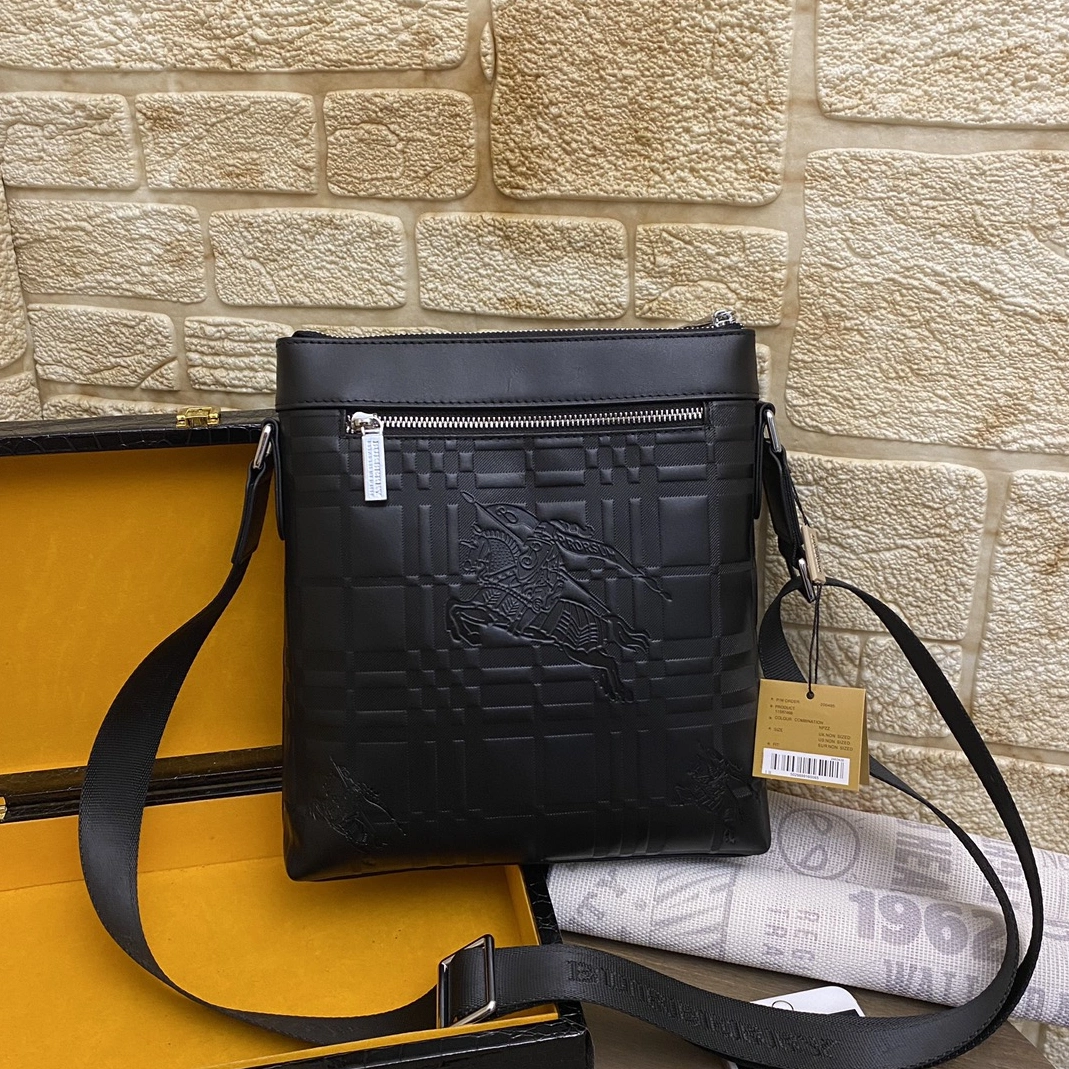 Burberry AAA Man Messenger Bags TopPick 3868