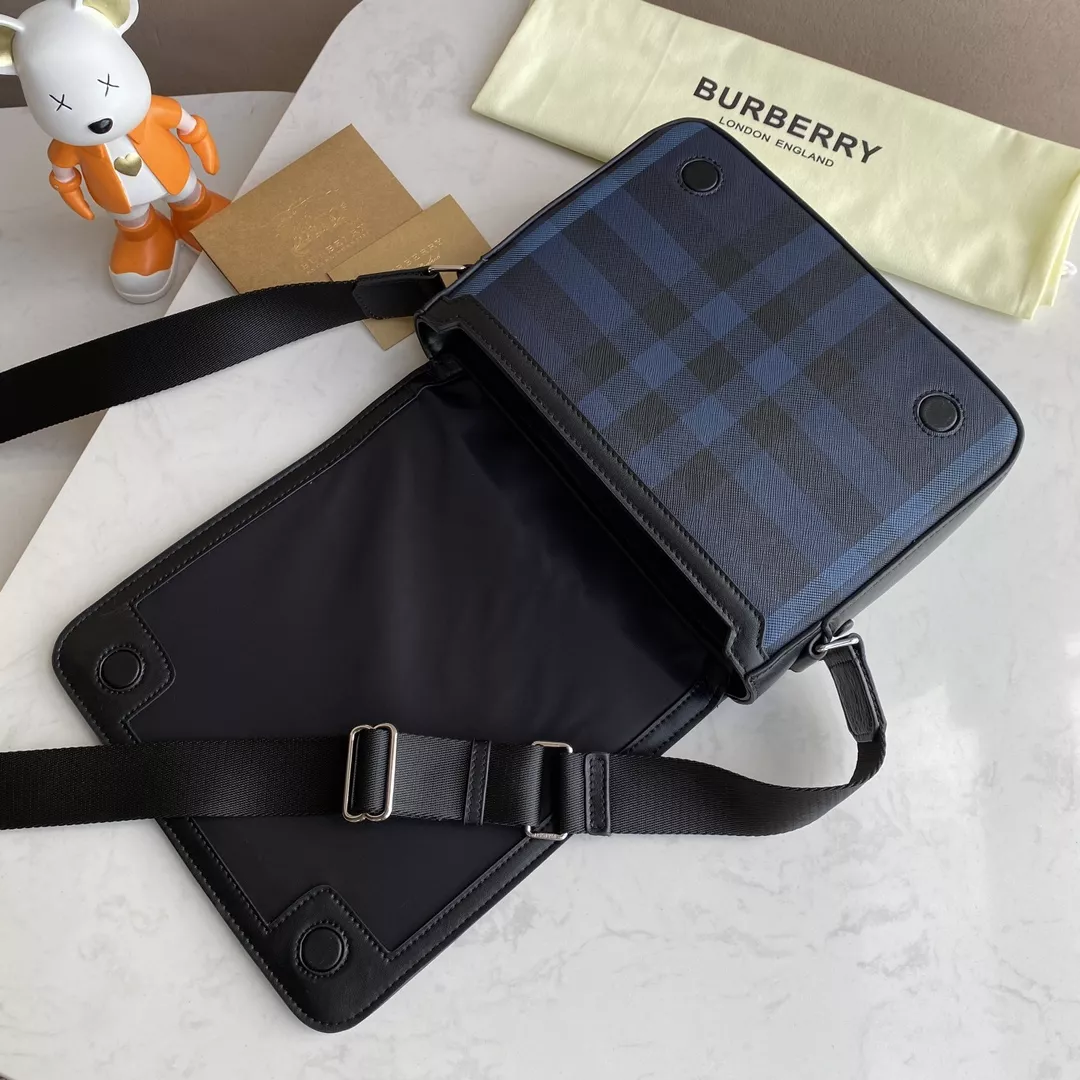 Burberry AAA Man Messenger Bags Trendy 8217