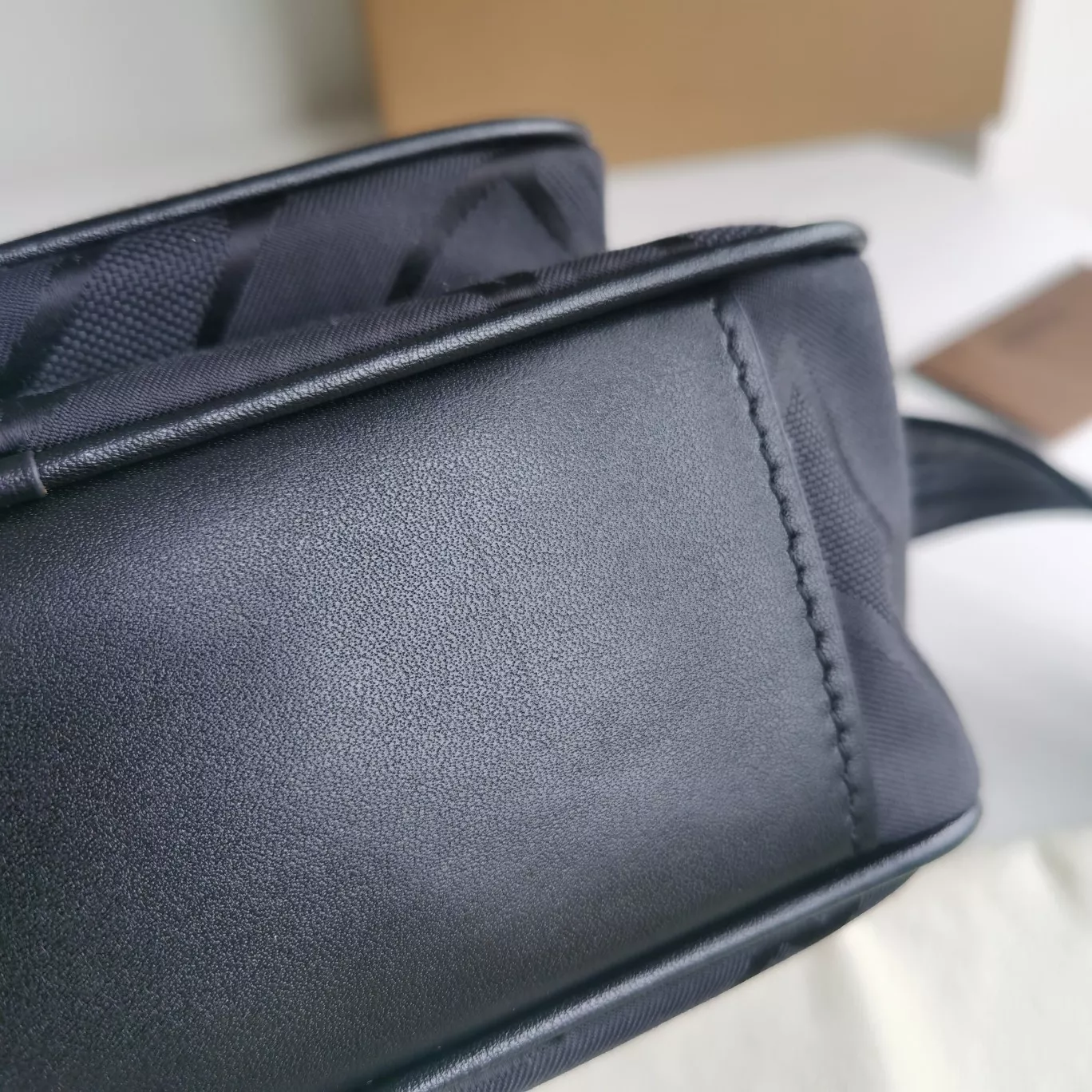 Burberry AAA Man Messenger Bags UrbanStyle 5376