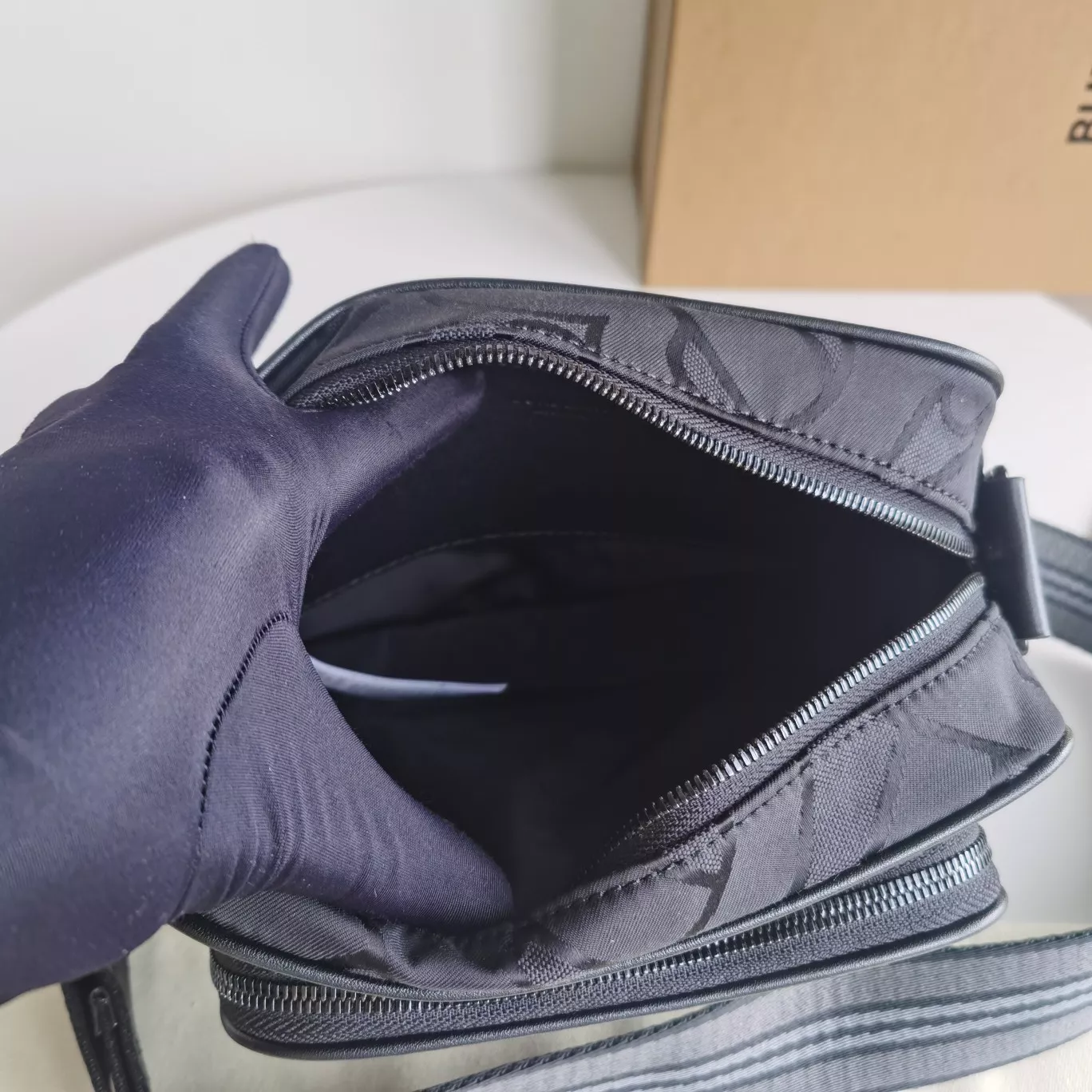 Burberry AAA Man Messenger Bags UrbanStyle 5376