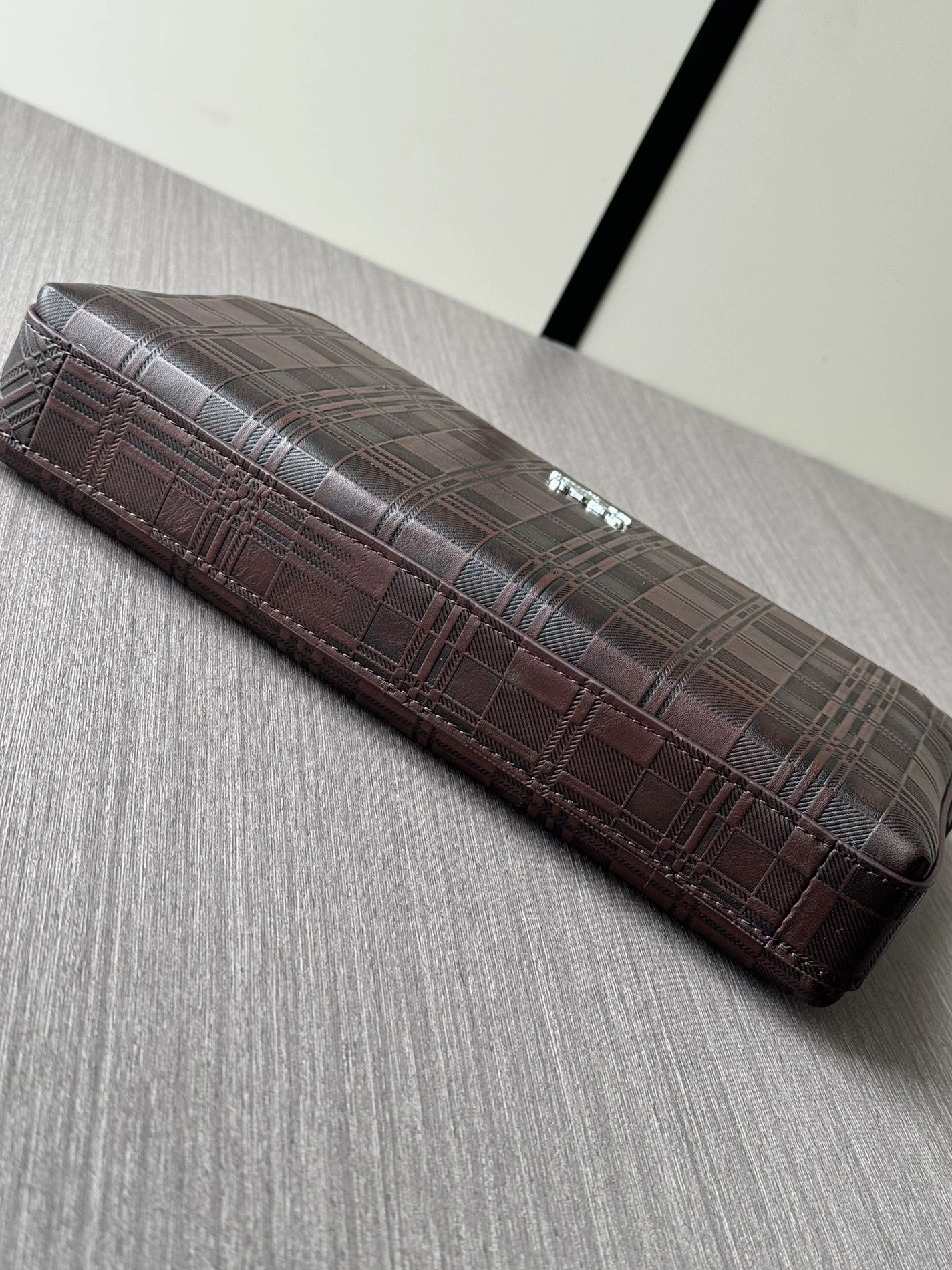 Burberry AAA Man Wallets Bright 5081