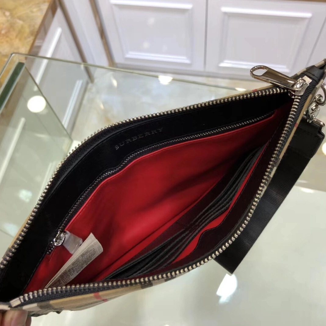 Burberry AAA Man Wallets Cozy 3610
