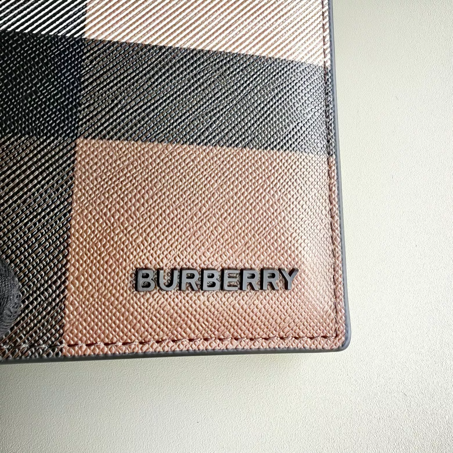 Burberry AAA Man Wallets Fashionable 1689