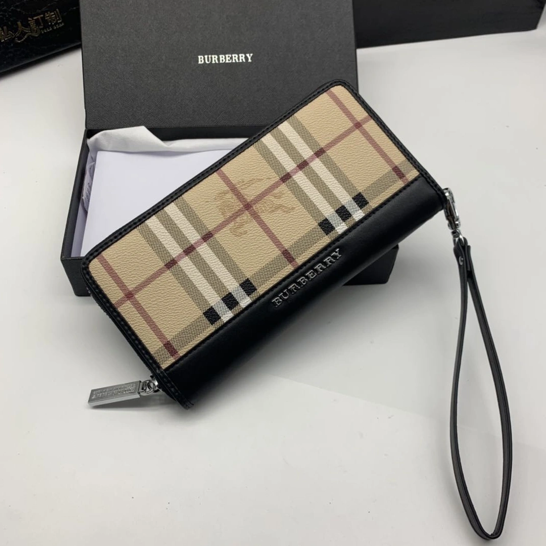 Burberry AAA Man Wallets Modern 2985