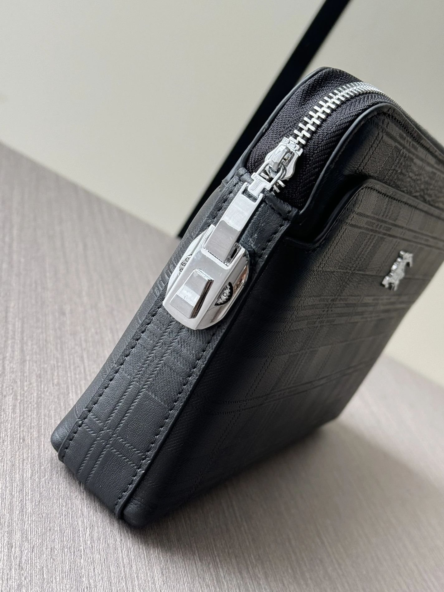 Burberry AAA Man Wallets Practical 9138