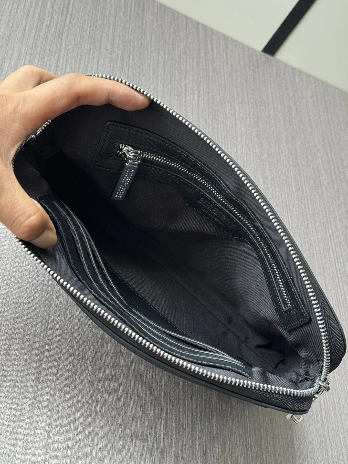 Burberry AAA Man Wallets Practical 9138